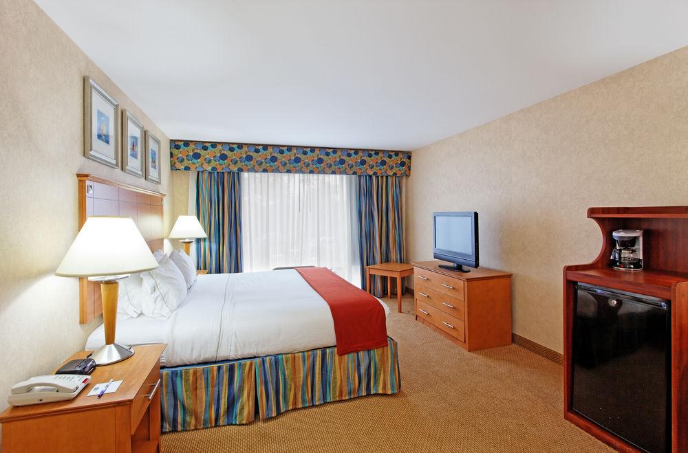 Holiday Inn Express Branford-New Haven By Ihg Экстерьер фото