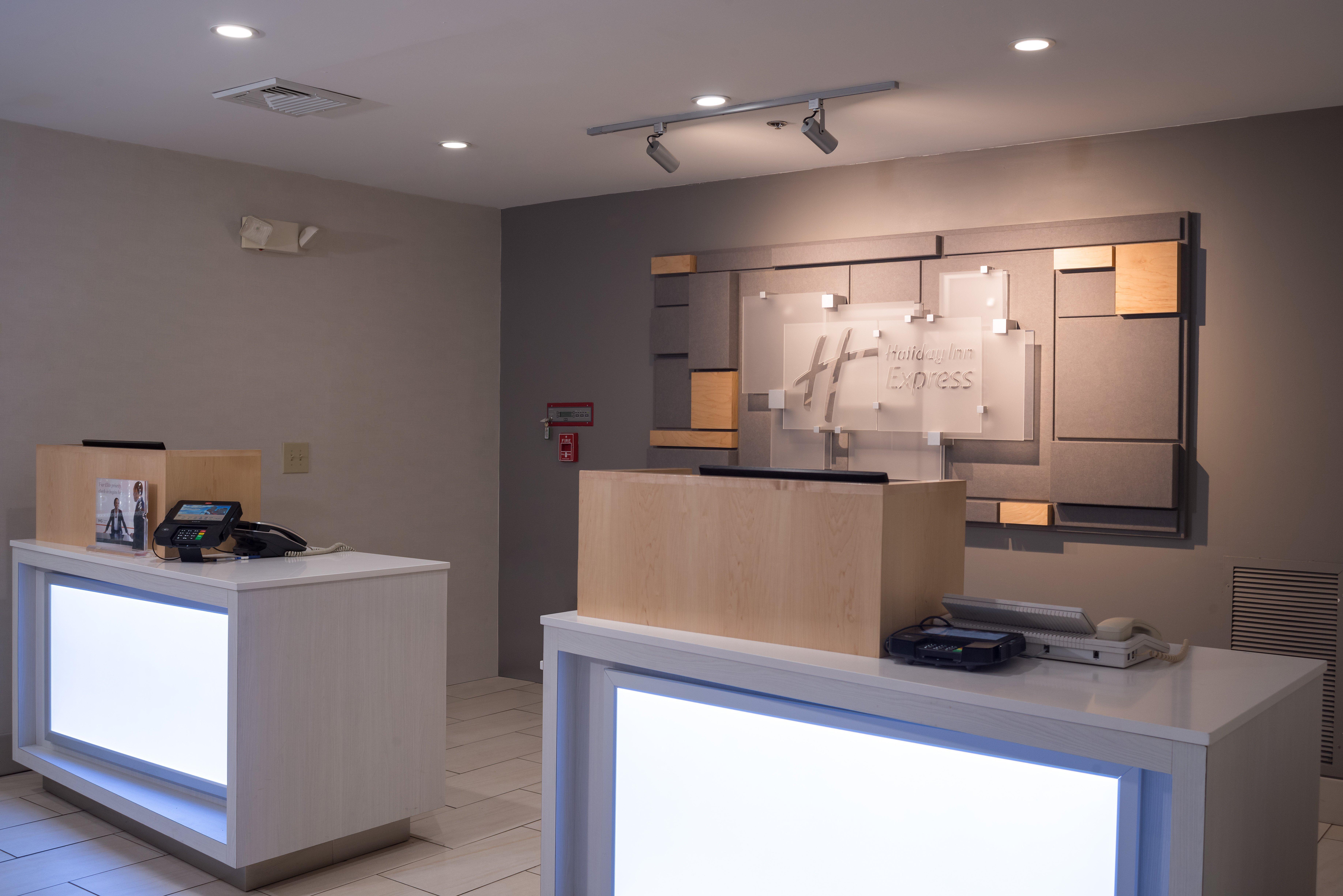 Holiday Inn Express Branford-New Haven By Ihg Экстерьер фото