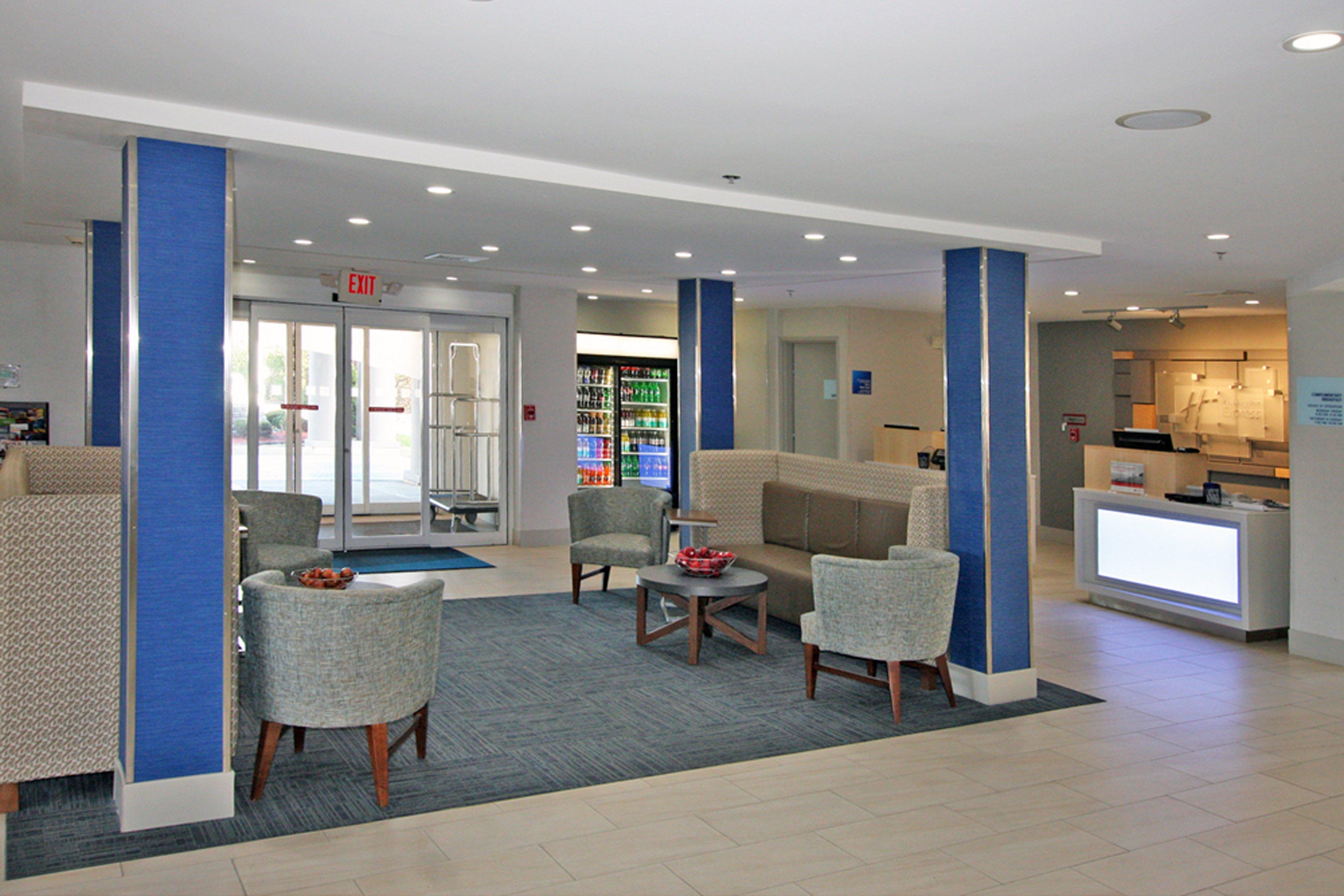 Holiday Inn Express Branford-New Haven By Ihg Экстерьер фото
