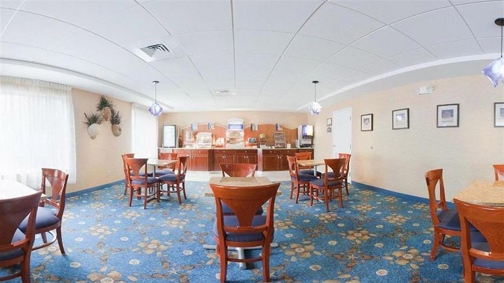 Holiday Inn Express Branford-New Haven By Ihg Экстерьер фото